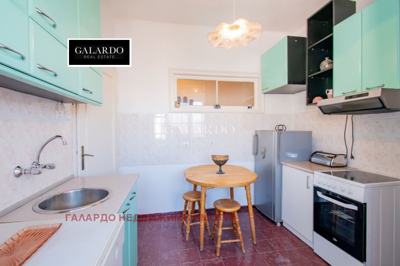 Продава 3-СТАЕН, гр. София, Център, снимка 9 - Апартаменти - 52586677