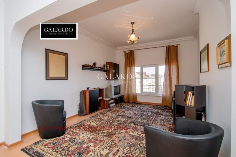 Продава 3-СТАЕН, гр. София, Център, снимка 3 - Апартаменти - 52586677