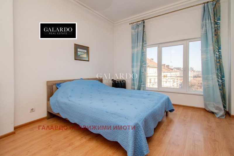 Продава 3-СТАЕН, гр. София, Център, снимка 6 - Апартаменти - 52586677