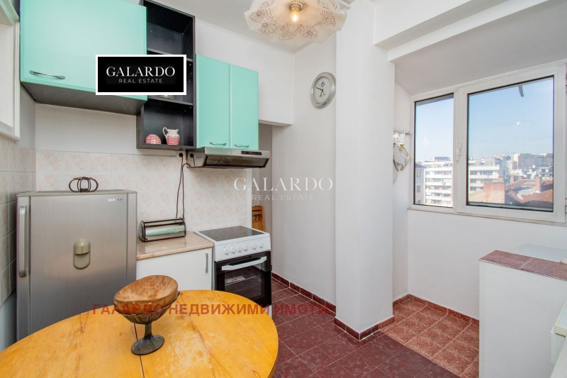 Продава 3-СТАЕН, гр. София, Център, снимка 8 - Апартаменти - 52586677