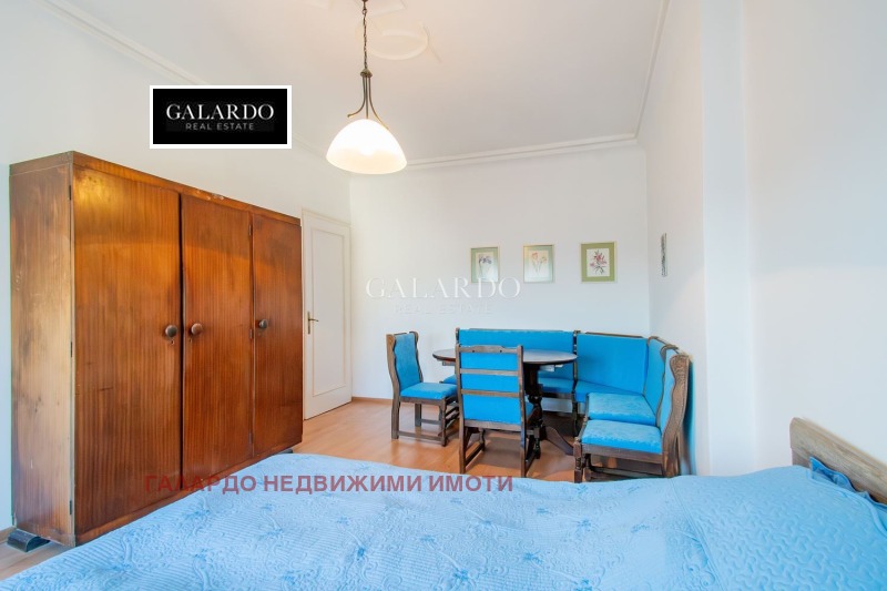 Продава 3-СТАЕН, гр. София, Център, снимка 5 - Апартаменти - 52586677