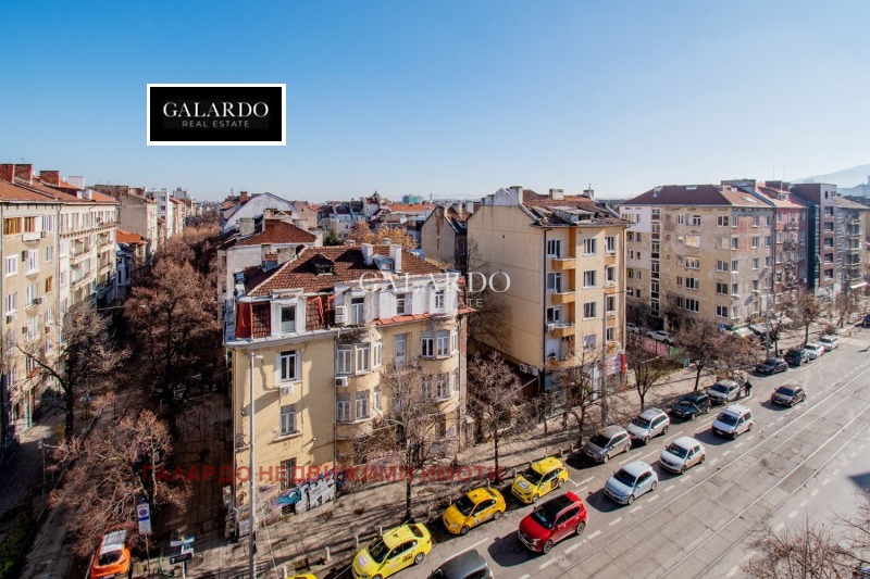 Продава 3-СТАЕН, гр. София, Център, снимка 14 - Апартаменти - 52586677