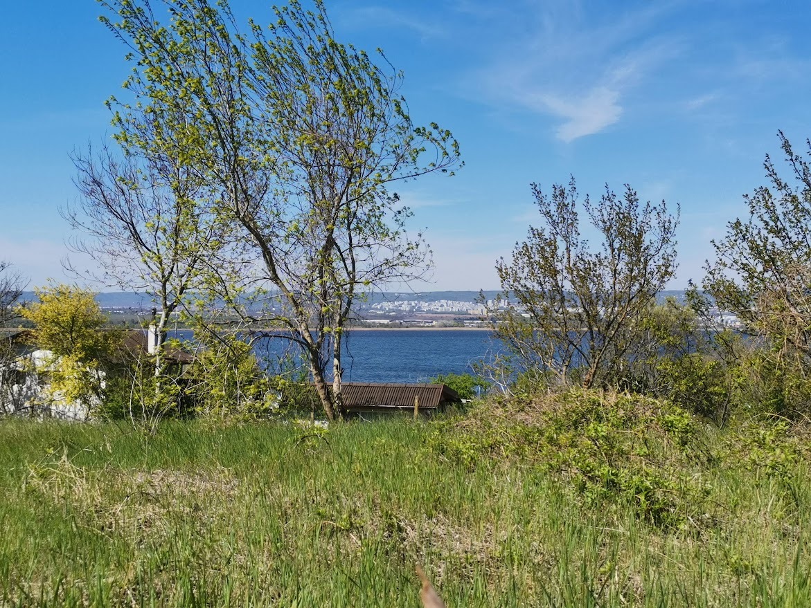 Продава ПАРЦЕЛ, гр. Варна, м-т Орехчето