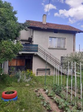 Продажба на имоти в с. Богданлия, област София - изображение 1 
