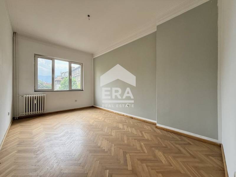 Myytävänä  3 makuuhuonetta Sofia , Tsentar , 128 neliömetriä | 49571507 - kuva [4]