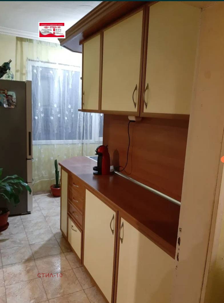 Продава МНОГОСТАЕН, гр. Шумен, Болницата, снимка 3 - Aпартаменти - 48297527