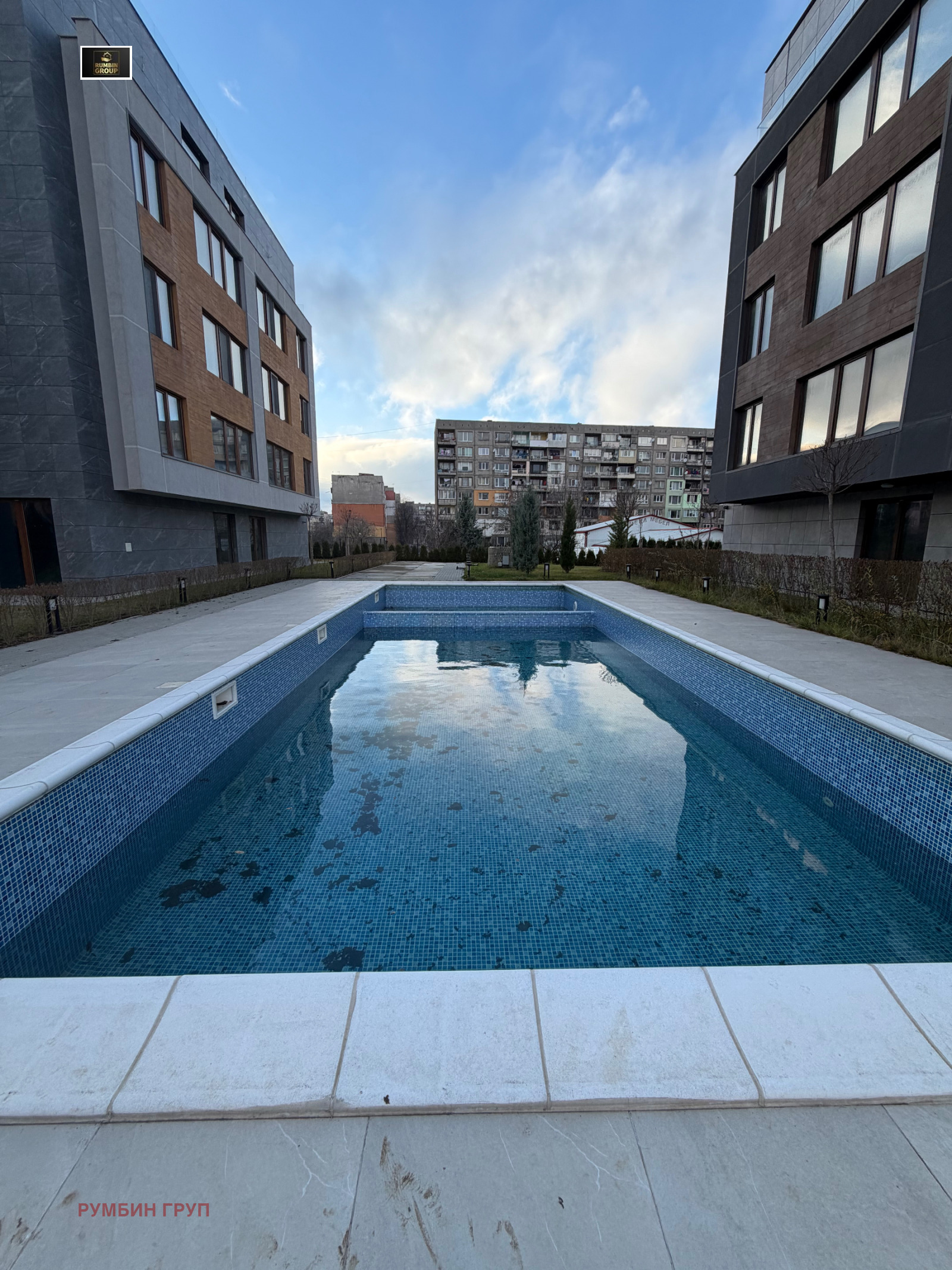 Продава 2-СТАЕН, гр. Перник, Изток, снимка 2 - Апартаменти - 52789527