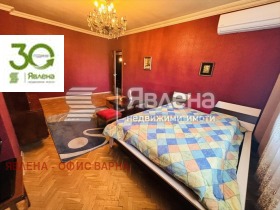 3+ camere da letto Tsentralna poshta, Varna 2