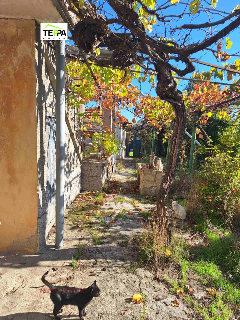 Продава КЪЩА, с. Преславен, област Стара Загора, снимка 5 - Къщи - 52237088
