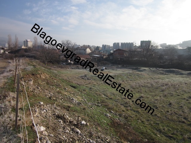 Продава  Парцел град Благоевград , Първа промишлена зона , 4285 кв.м | 78302700 - изображение [3]