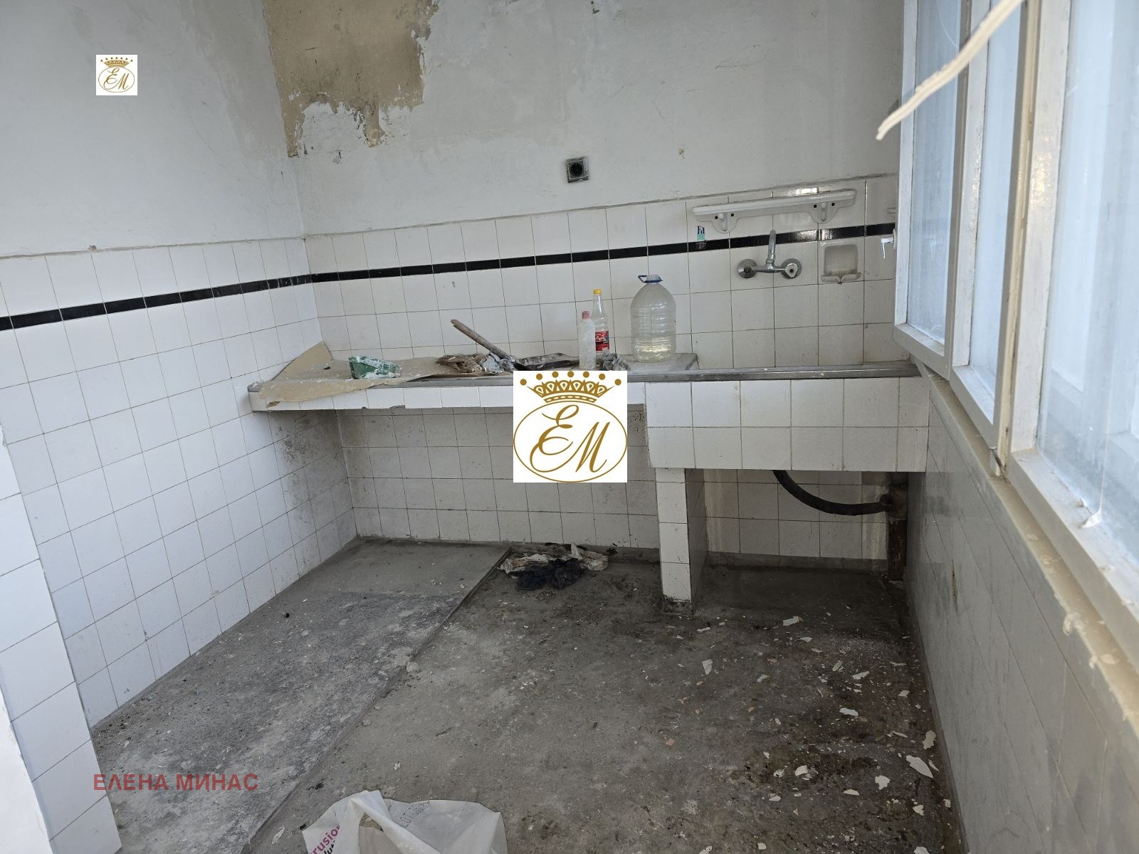 Продава 4-СТАЕН, гр. Шумен, Център, снимка 2 - Апартаменти - 52748805