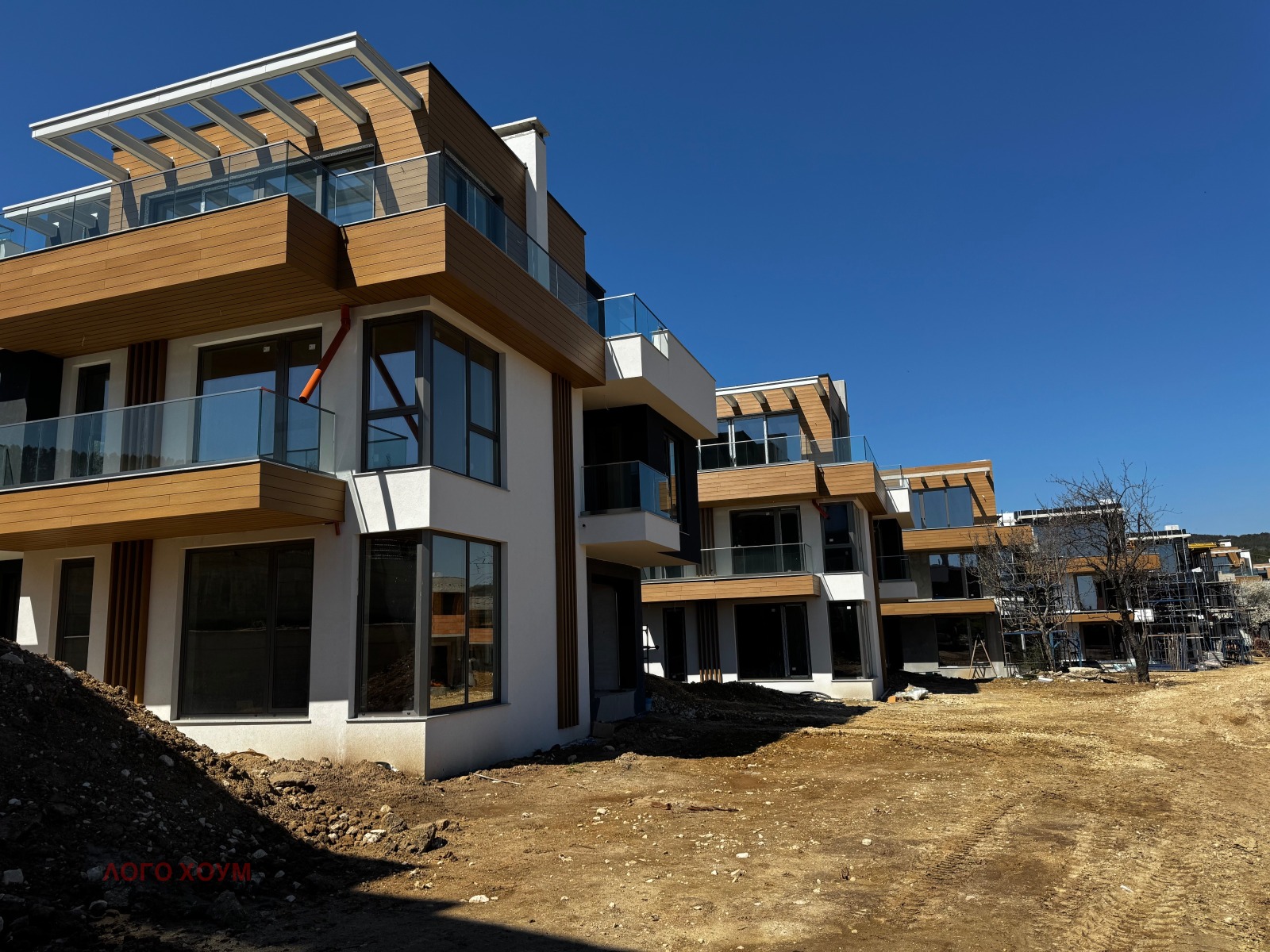 Продава КЪЩА, гр. Варна, м-т Горна Трака