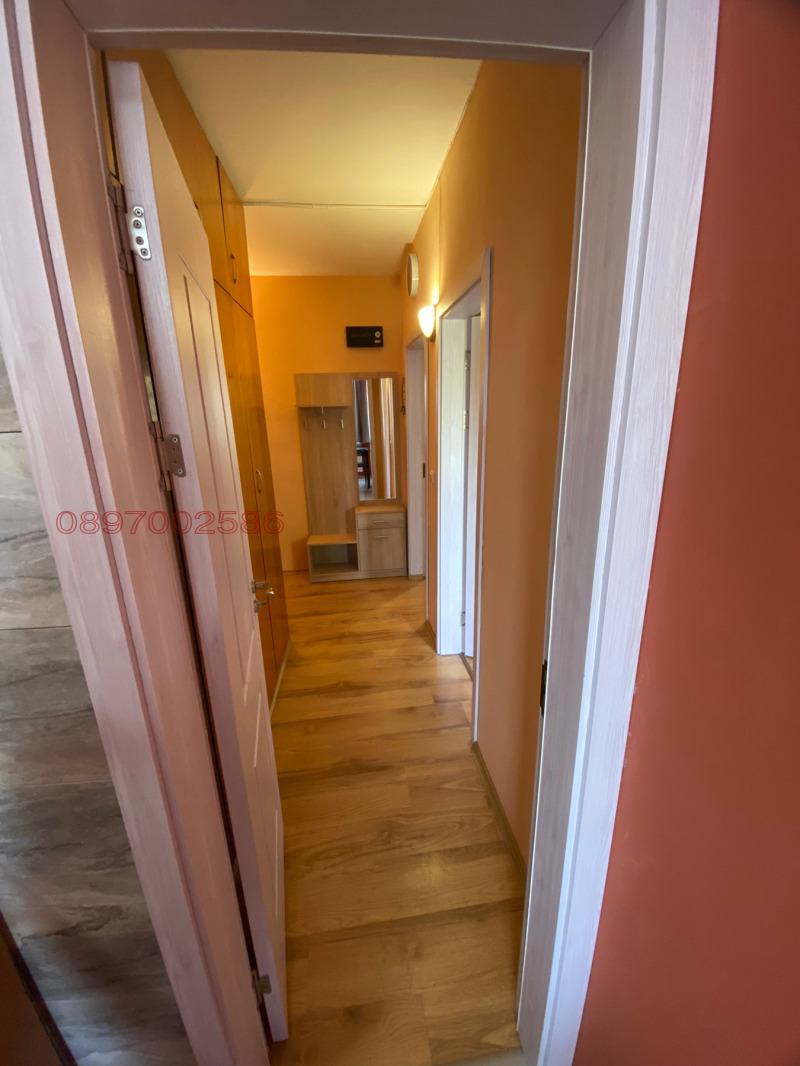 Продава  2-стаен град Пазарджик , Устрем , 64 кв.м | 23298375 - изображение [12]