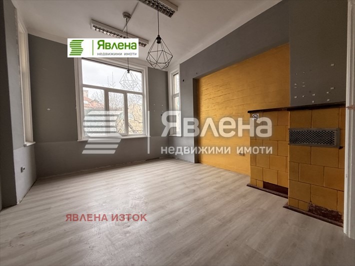 Продава МНОГОСТАЕН, гр. София, Център, снимка 3 - Апартаменти - 54140158