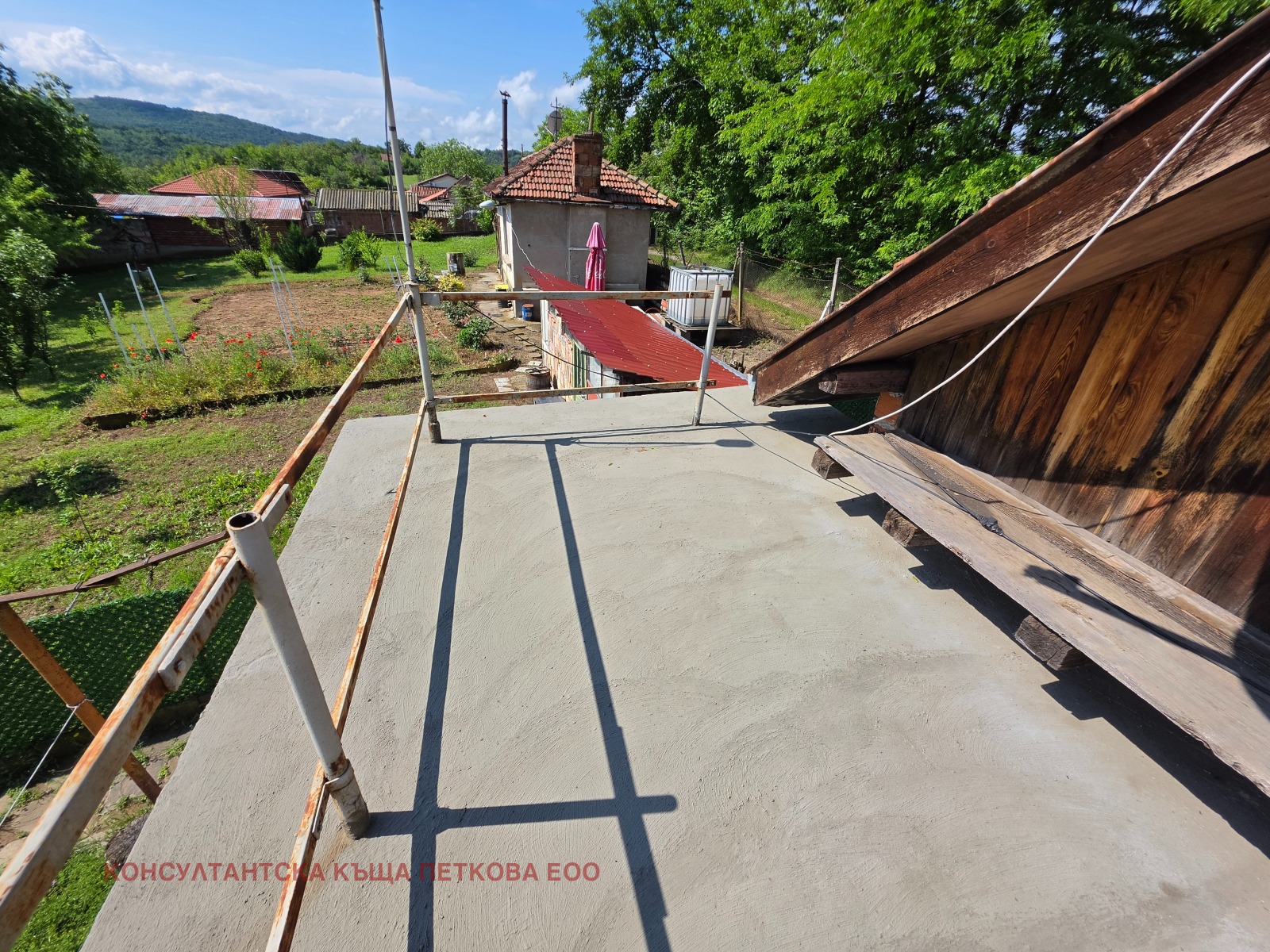 Продава ВИЛА, гр. Ловеч, в.з. Синан тепе, снимка 2 - Вили - 54677729
