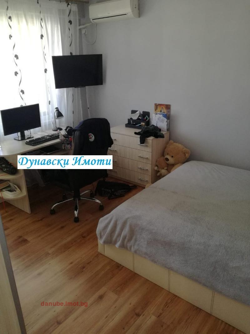 Myytävänä  1 makuuhuone Ruse , Družba 3 , 70 neliömetriä | 65487249 - kuva [12]