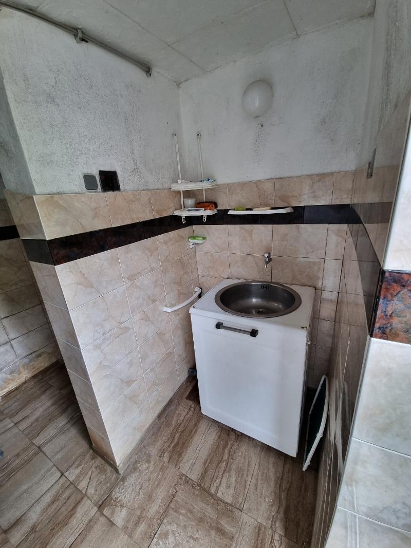 Продава КЪЩА, гр. Перник, Могиличе, снимка 12 - Къщи - 54073327