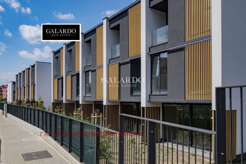 Продава КЪЩА, гр. София, Бояна, снимка 2 - Къщи - 52846124