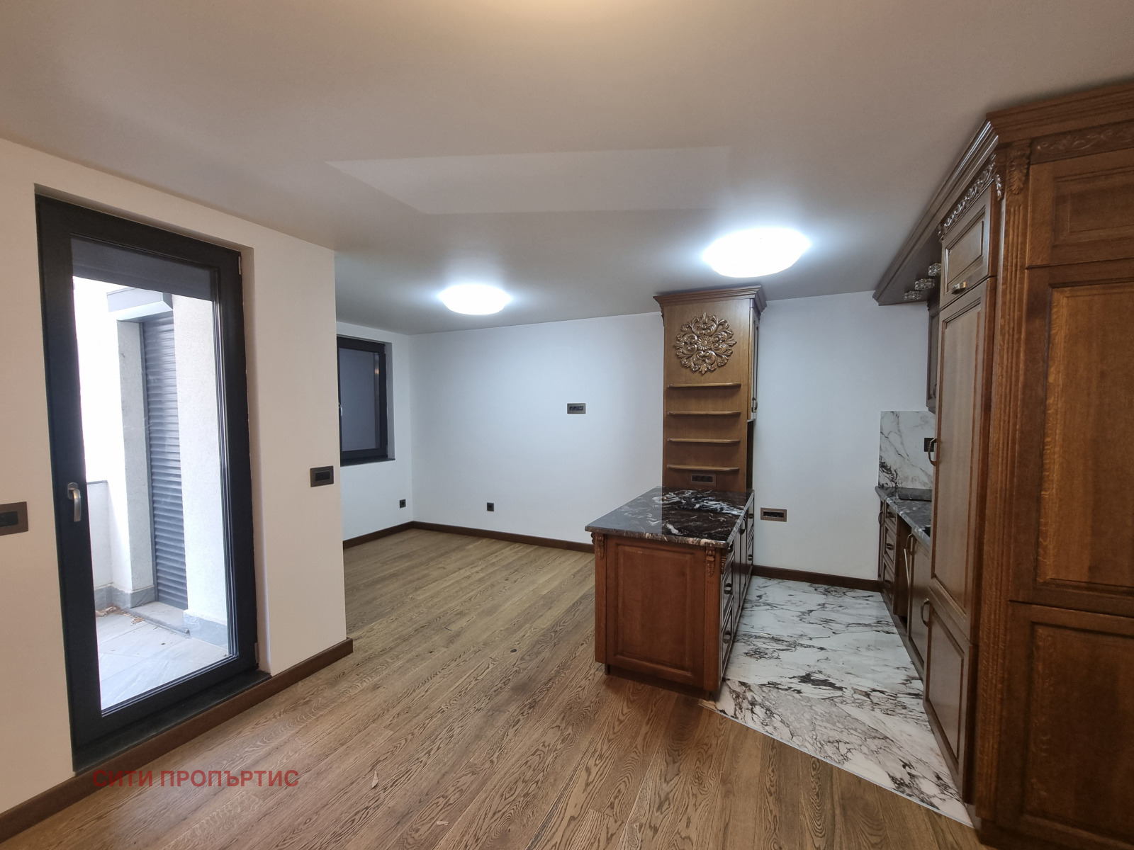 Продава 2-СТАЕН, гр. Благоевград, Идеален център, снимка 2 - Апартаменти - 50957366