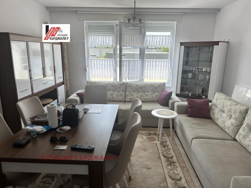 Продава 3-СТАЕН, град Кърджали, Център • 169950 € / 332393.31 лв. • 53356990 1