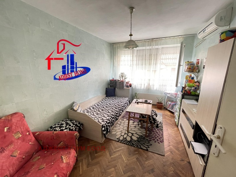 Продава  Етаж от къща град Шумен , Добруджански , 120 кв.м | 79047981 - изображение [3]