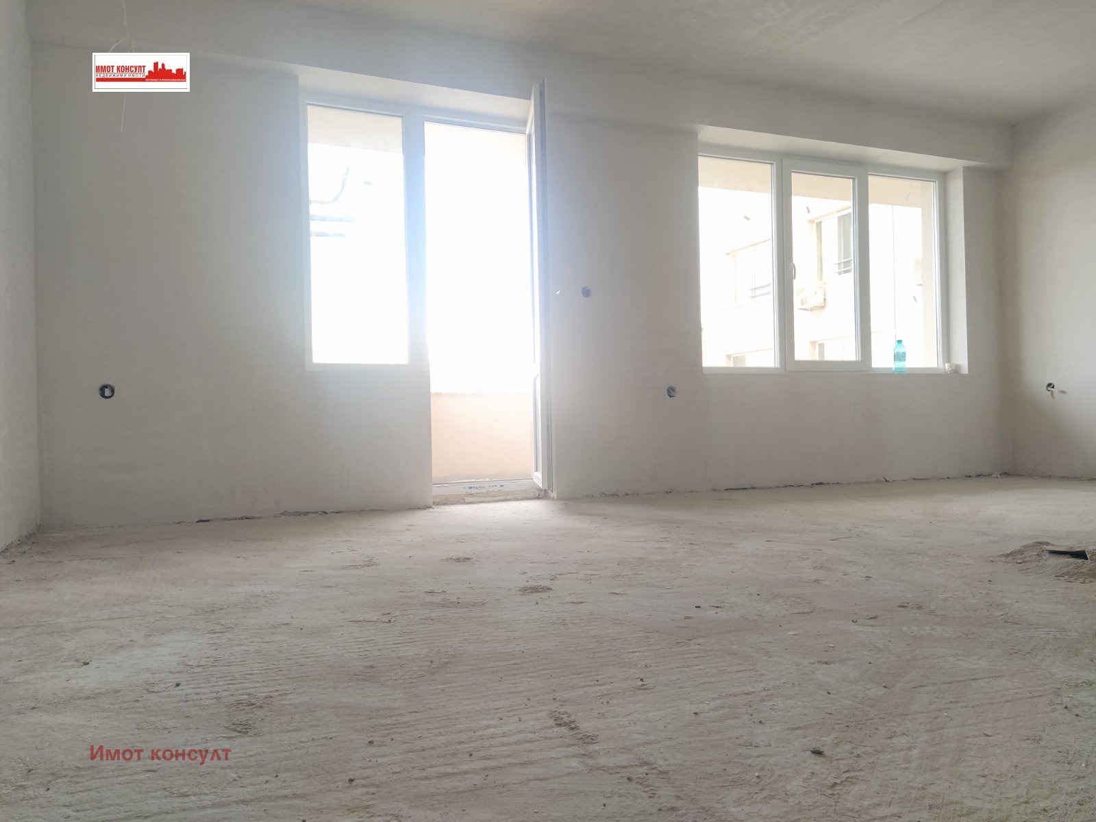 Продава 3-СТАЕН, гр. Пловдив, Христо Смирненски, снимка 2 - Апартаменти - 42271107