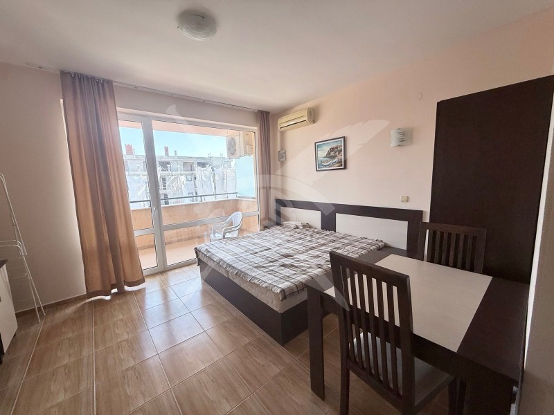 Продава АТЕЛИЕ, ТАВАН в област Бургас, гр. Свети Влас - 43 кв.м / 66 000 € » 129 084.78 лв., ЕКС НВД БУРГАС ООД