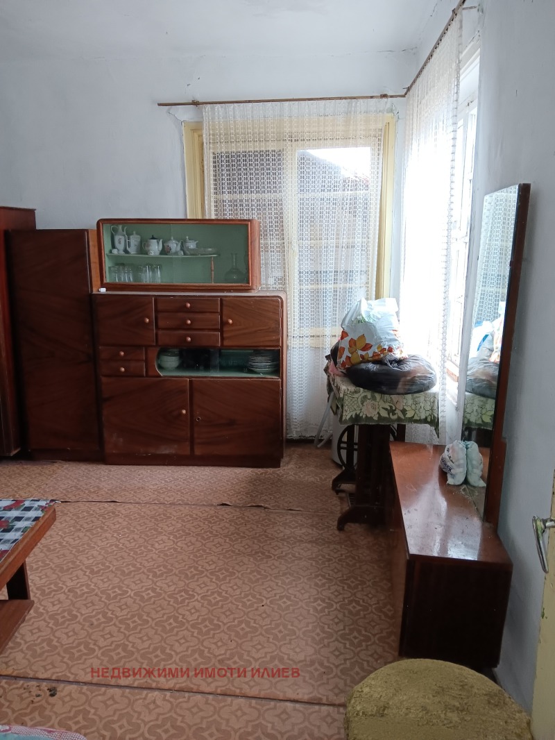 Продава КЪЩА, с. Бяло поле, област Стара Загора, снимка 9 - Къщи - 49361085