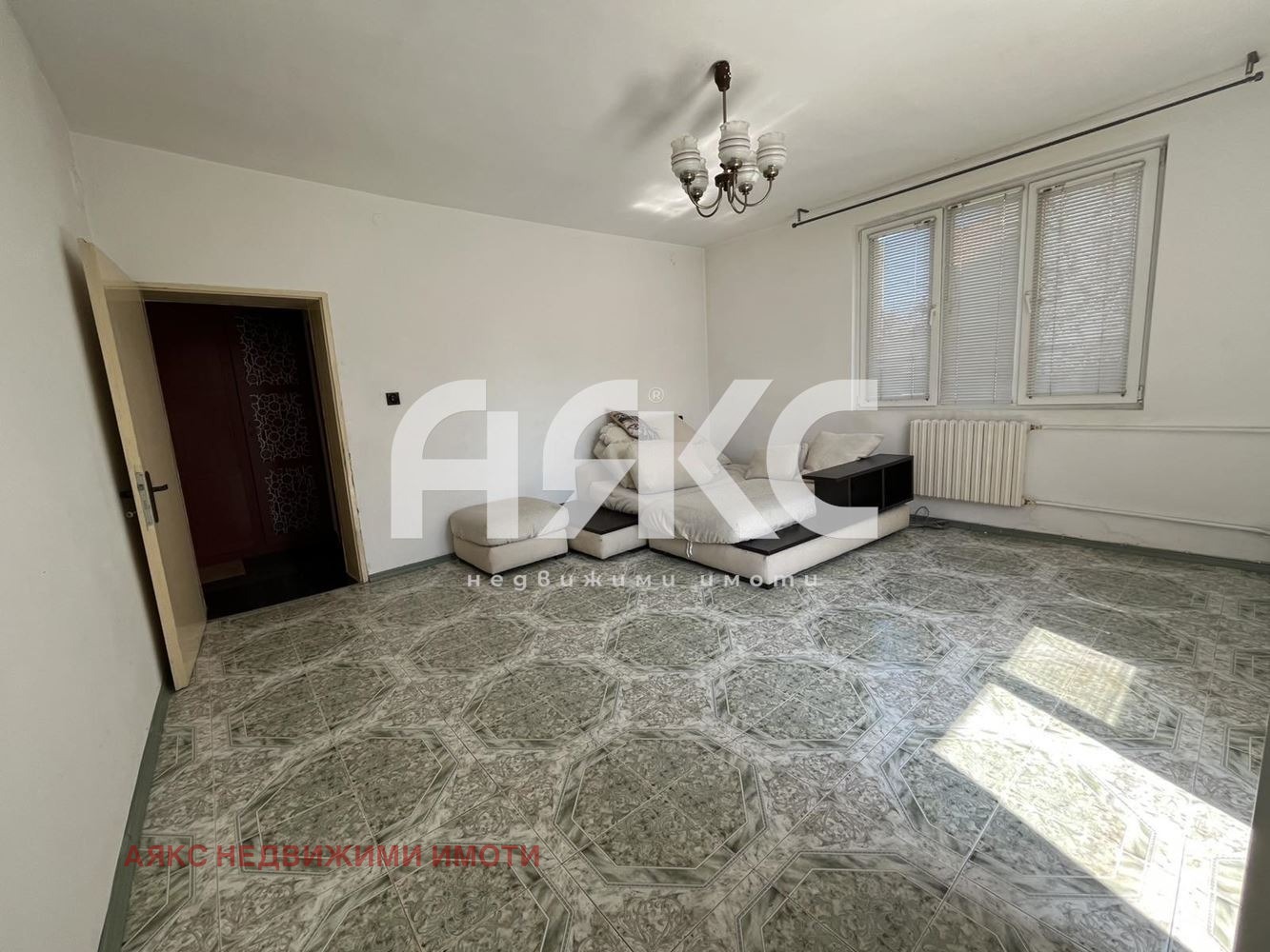 Продава КЪЩА, гр. София, с. Бистрица, снимка 2 - Къщи - 53769883