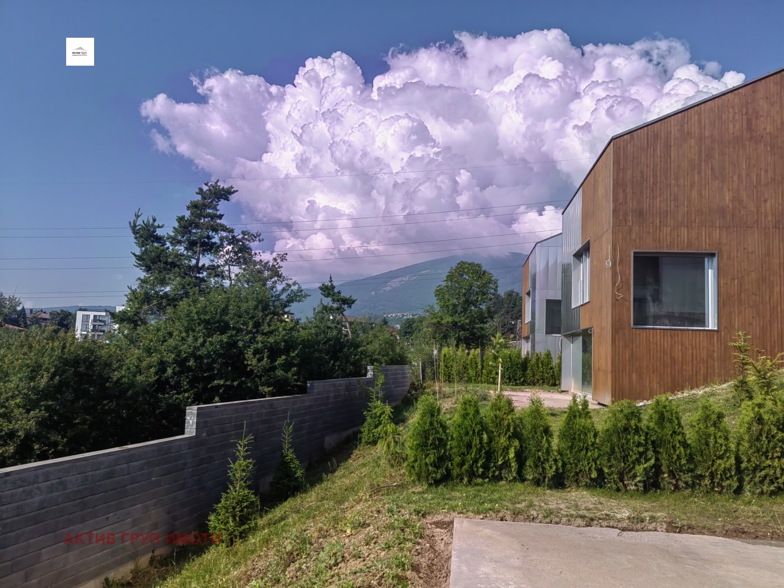 Продава КЪЩА, гр. София, с. Бистрица, снимка 2 - Къщи - 55008676