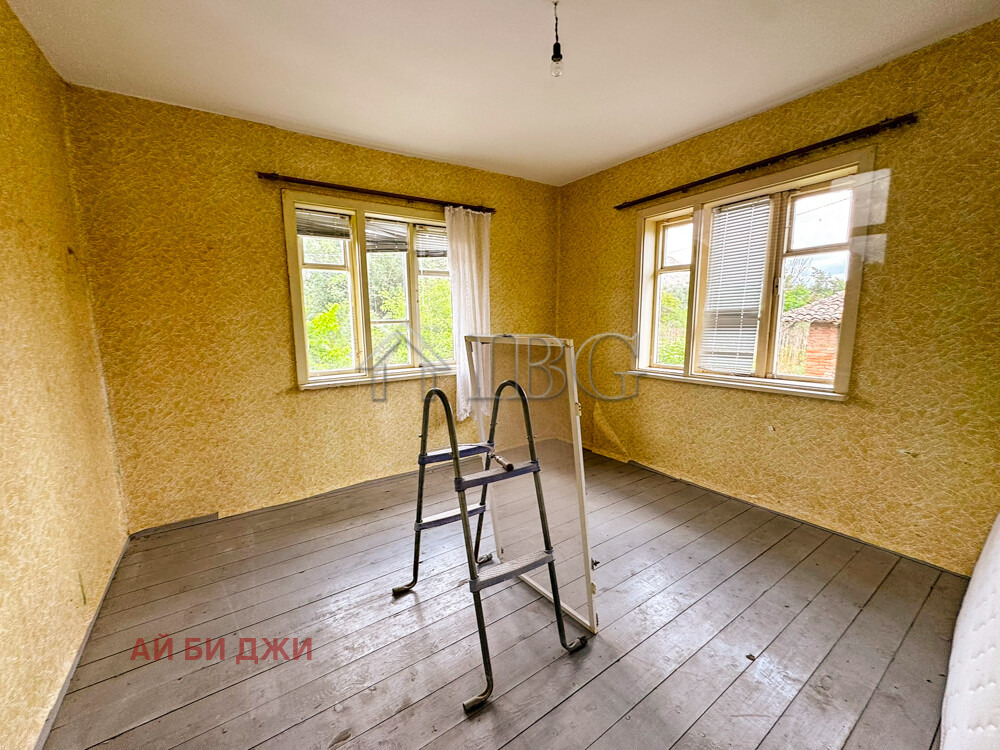 Продава КЪЩА, с. Острица, област Русе, снимка 5 - Къщи - 56377911