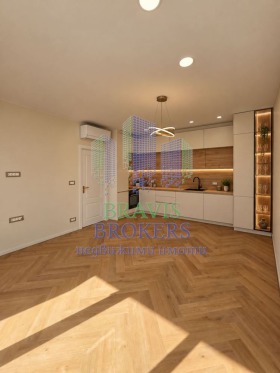 2-СТАЕН, 66 m2