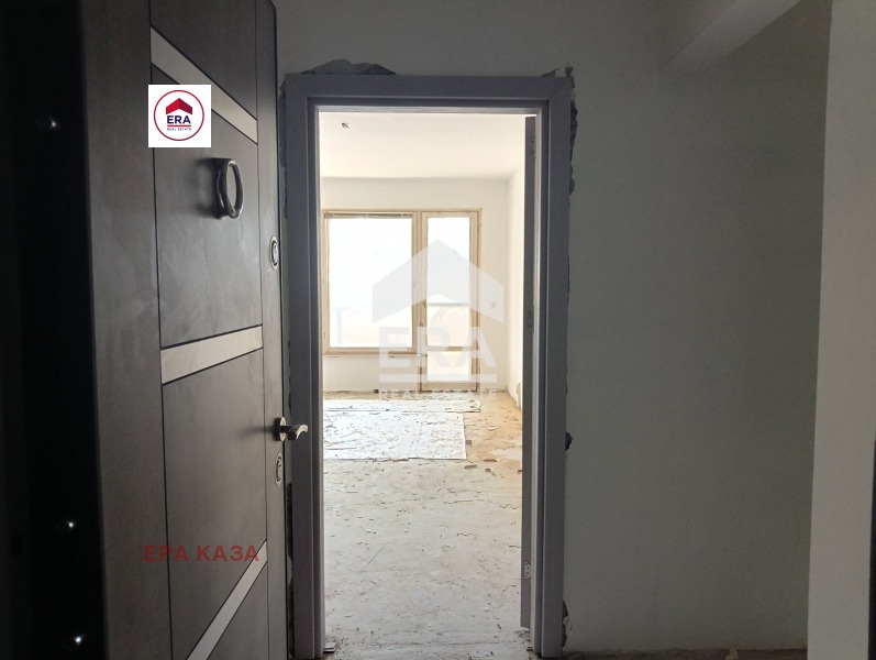 Продава 2-СТАЕН, гр. Ямбол, Георги Бенковски, снимка 2 - Апартаменти - 55707295