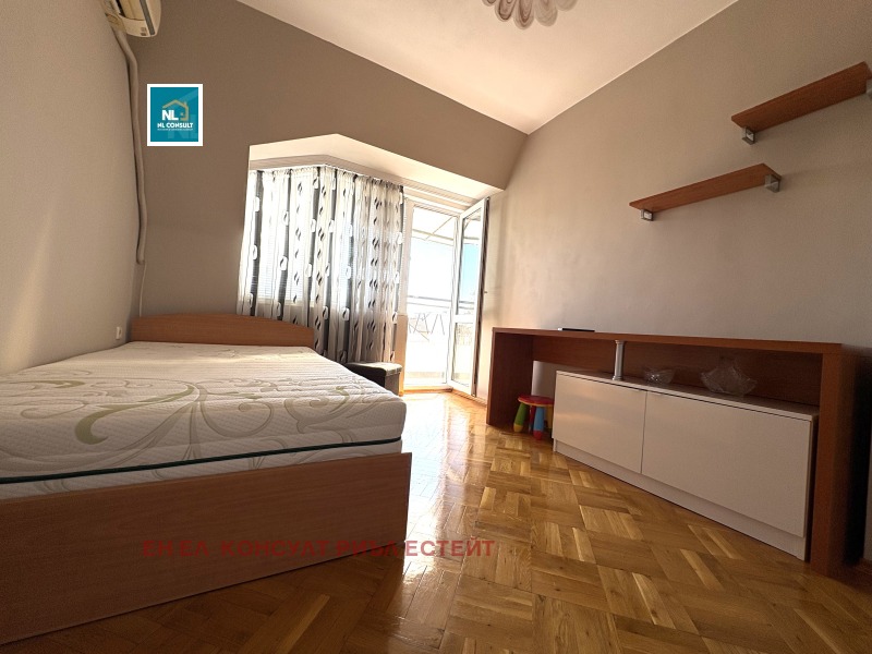 Продава  3-стаен град Пловдив , Център , 110 кв.м | 55299239 - изображение [8]
