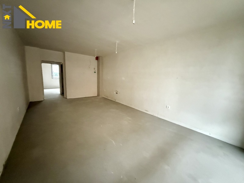 Продава 3-СТАЕН, гр. Пловдив, Коматевско шосе, снимка 2 - Апартаменти - 53519490