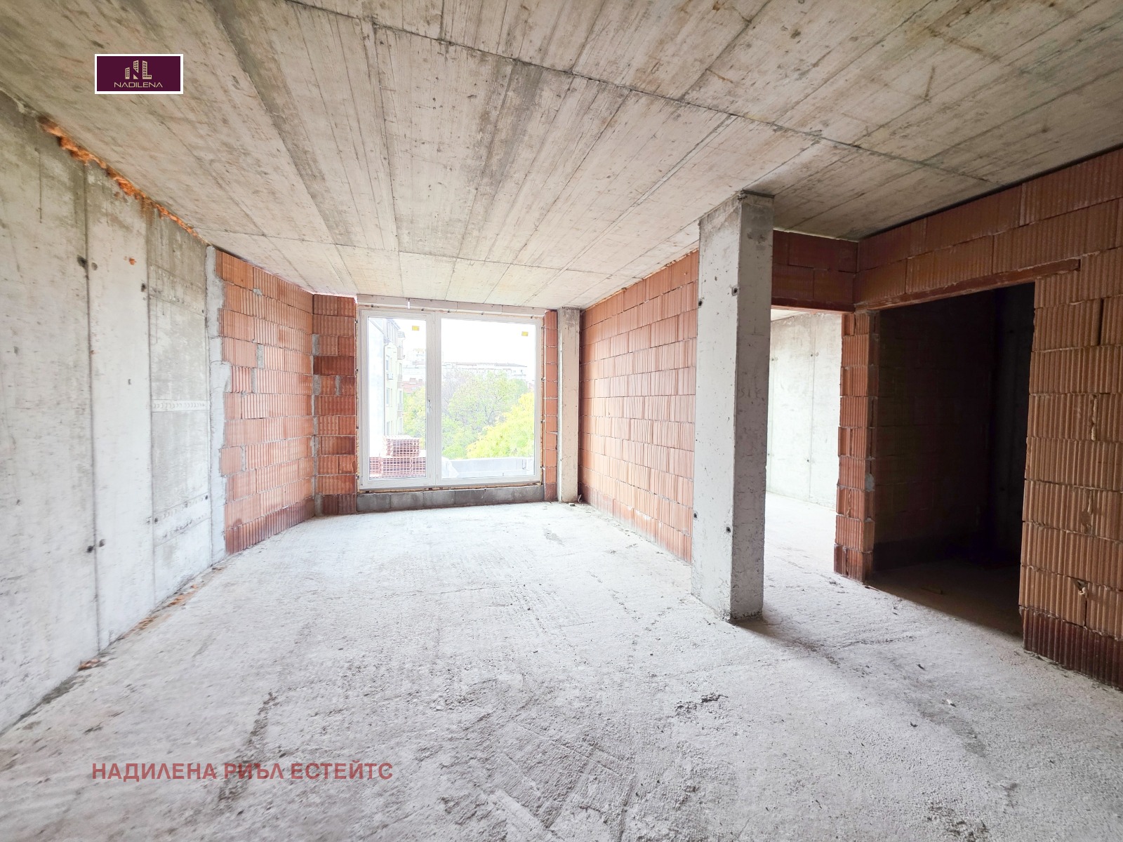 Продава 3-СТАЕН, гр. София, Център, снимка 2 - Апартаменти - 52529192