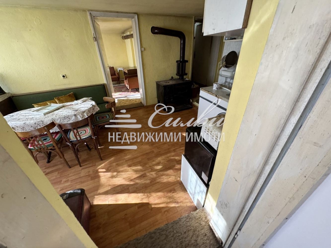 Продава КЪЩА, с. Мараш, област Шумен, снимка 4 - Къщи - 53811589