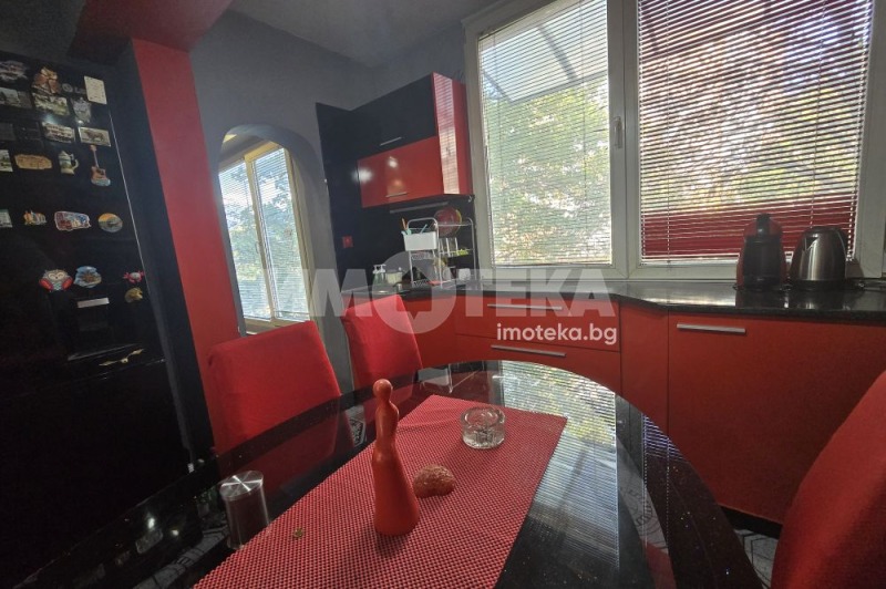 Eladó  1 hálószoba Sofia , Ljulin 6 , 65 négyzetméter | 85792343 - kép [6]