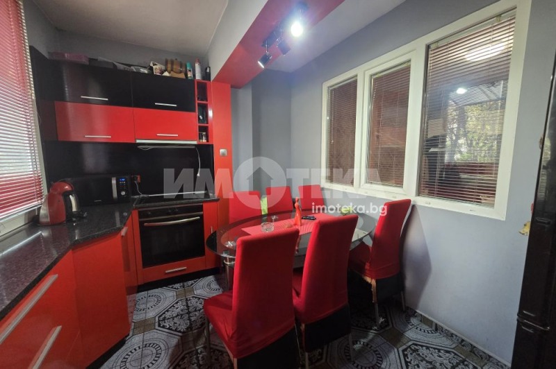 Eladó  1 hálószoba Sofia , Ljulin 6 , 65 négyzetméter | 85792343 - kép [5]