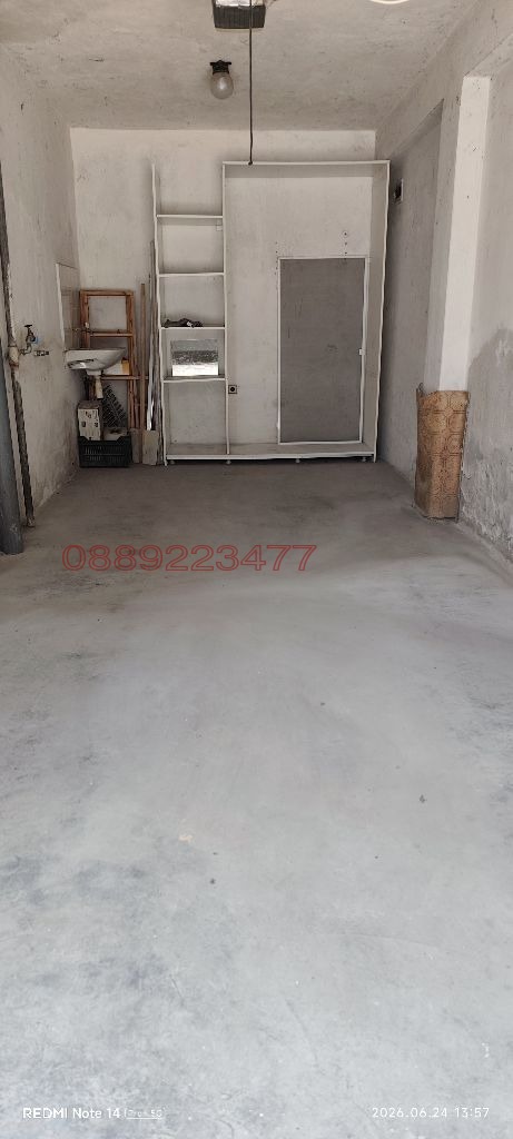 Продава ГАРАЖ, ПАРКОМЯСТО, гр. Търговище, Боровец, снимка 3 - Гаражи и паркоместа - 55054721
