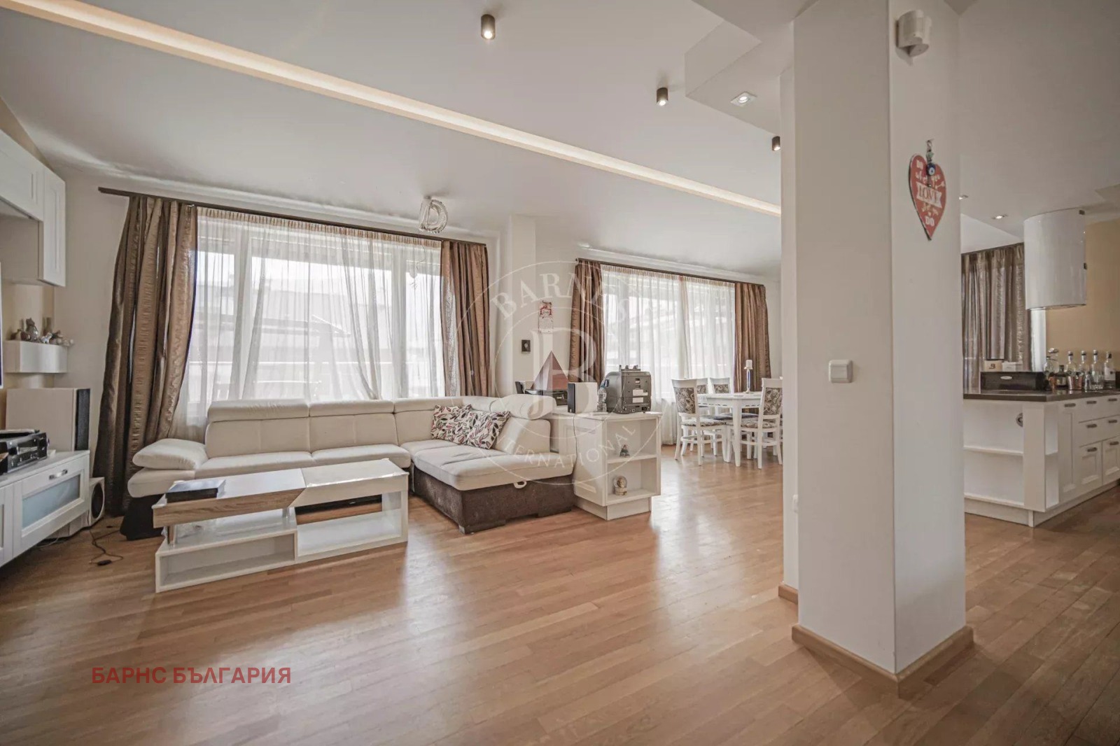 Продава 4-СТАЕН, гр. София, Кръстова вада, снимка 4 - Апартаменти - 56138634