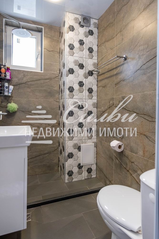 Myytävänä  Pienhuoneisto Šumen , Dobrudžanski , 120 neliömetriä | 40257103 - kuva [15]