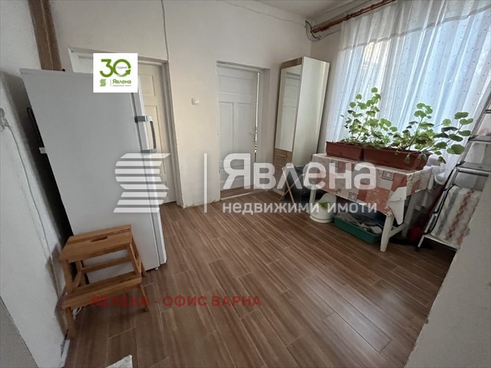 Продава КЪЩА, с. Дъбравино, област Варна, снимка 10 - Къщи - 49351401