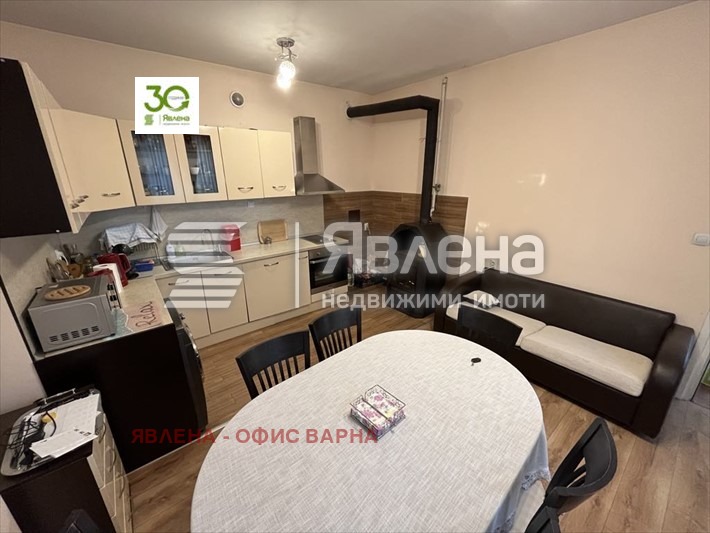 Продава КЪЩА, с. Дъбравино, област Варна, снимка 3 - Къщи - 49351401