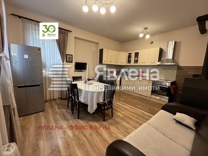 Продава КЪЩА, с. Дъбравино, област Варна, снимка 5 - Къщи - 49351401