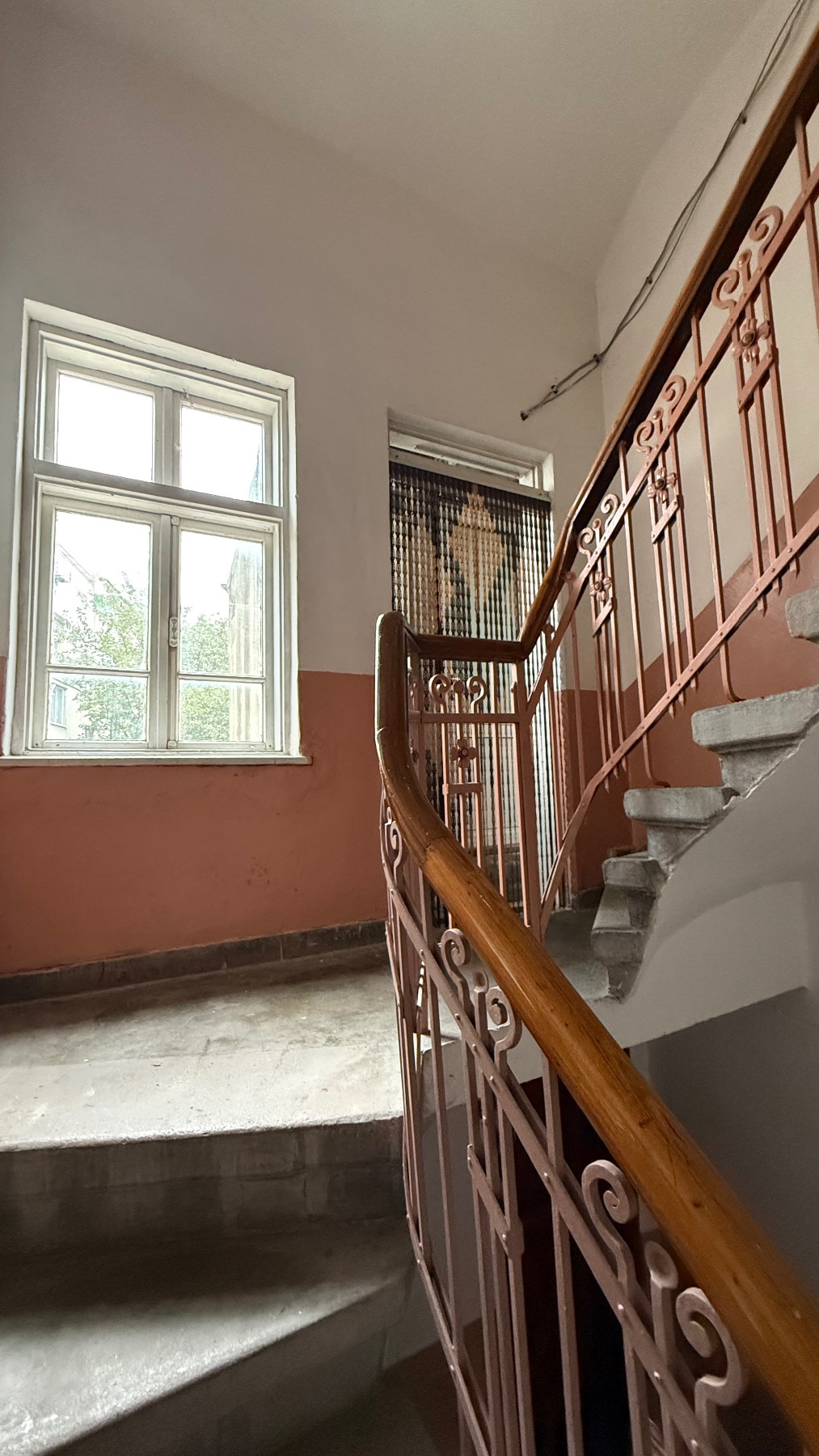 Продава АТЕЛИЕ, ТАВАН, гр. Варна, Център, снимка 5 - Апартаменти - 56649484