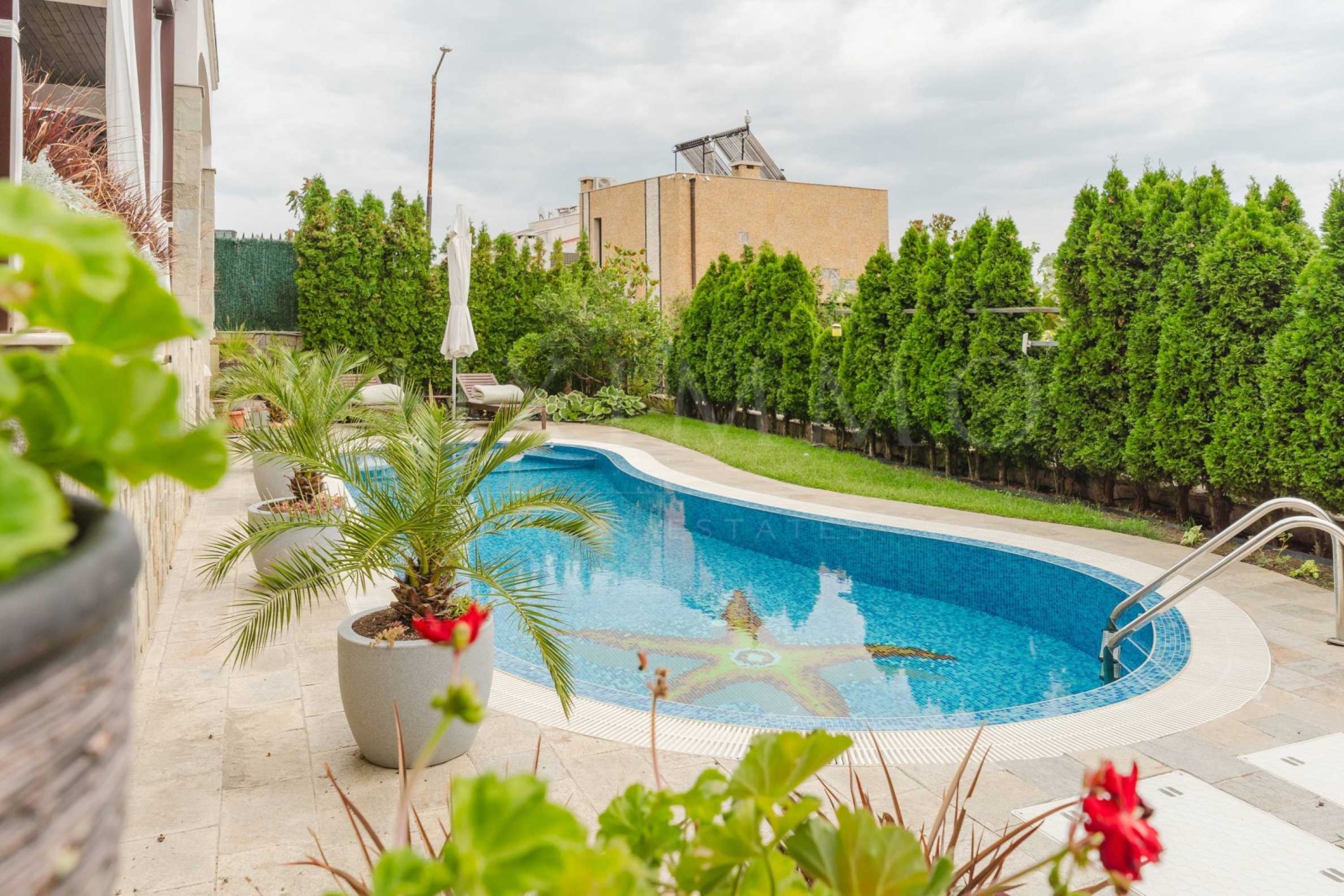 Продава КЪЩА, гр. Созопол, област Бургас, снимка 2 - Къщи - 51723807