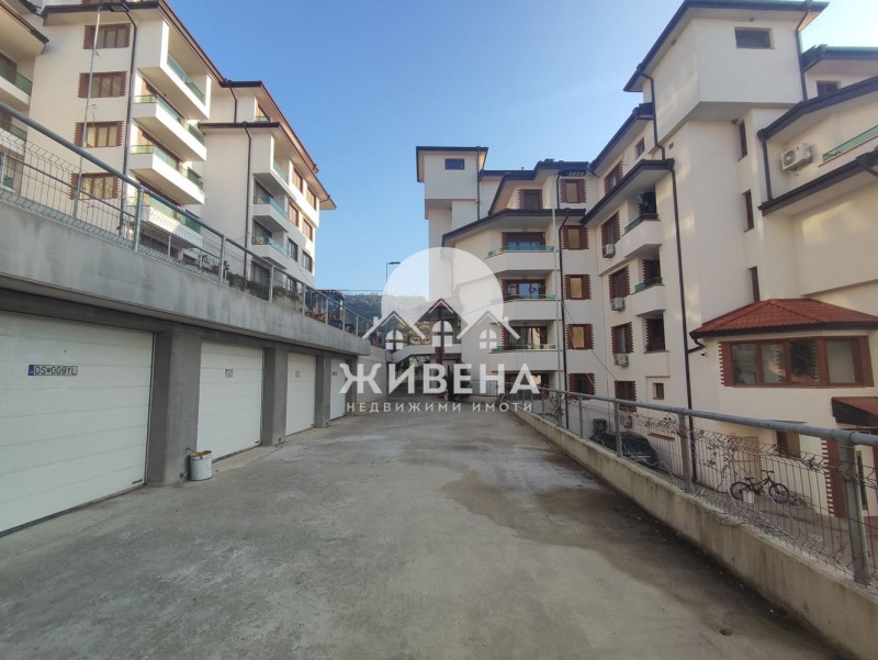 Продава 4-СТАЕН в град Варна, Виница - 159 кв.м / 299 980 € » 586 709.88 лв., ЖИВЕНА