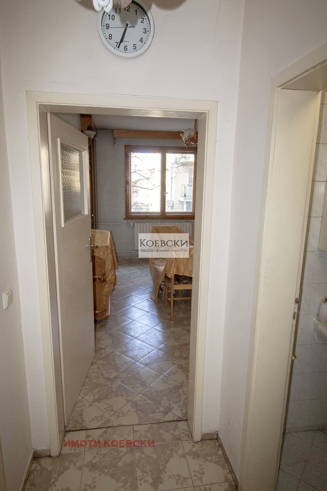 Myytävänä  Studio Sofia , Geo Milev , 42 neliömetriä | 49846785 - kuva [5]