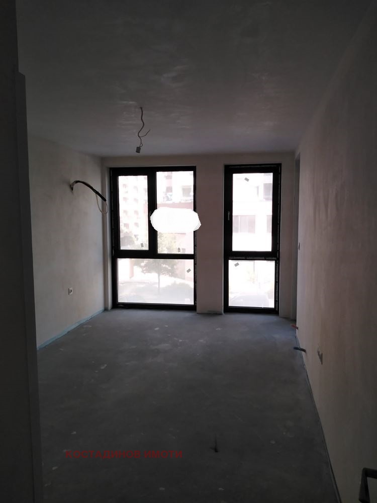 À venda  1 quarto Plovdiv , Hristo Smirnenski , 75 m² | 71810560 - imagem [4]